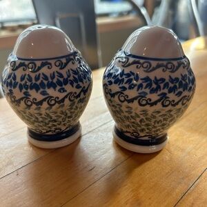 set of Boleslawiec Polish Pottery salt and pepper shakers in a blue and white